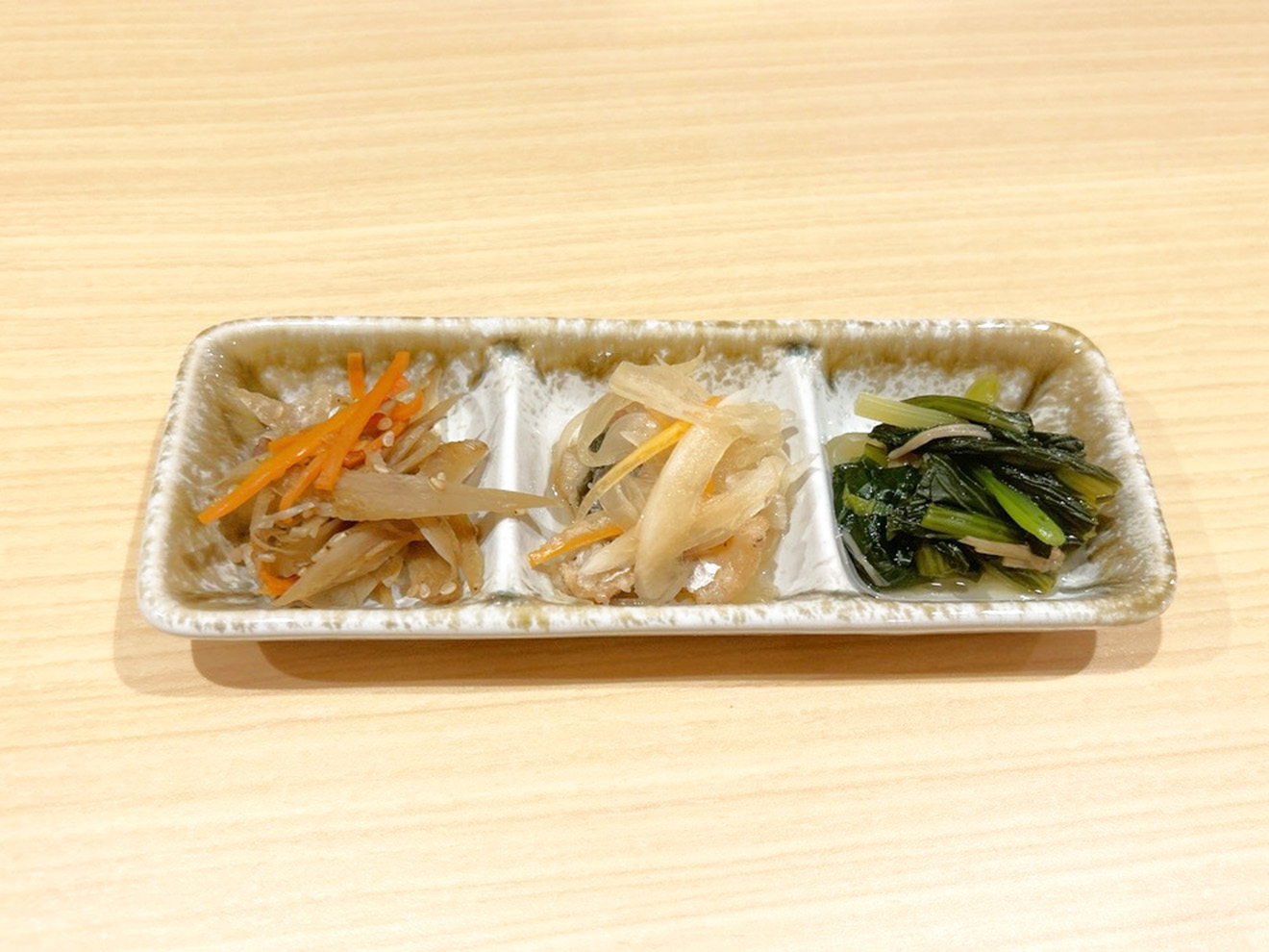 「日本酒と小料理 かめさん」のお通し