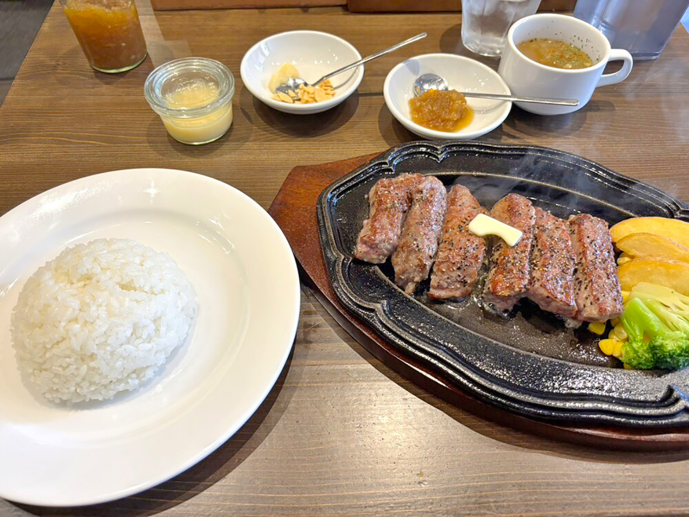 「BUFFALO HUNTER BLOOD TOKYO」のひるステセット