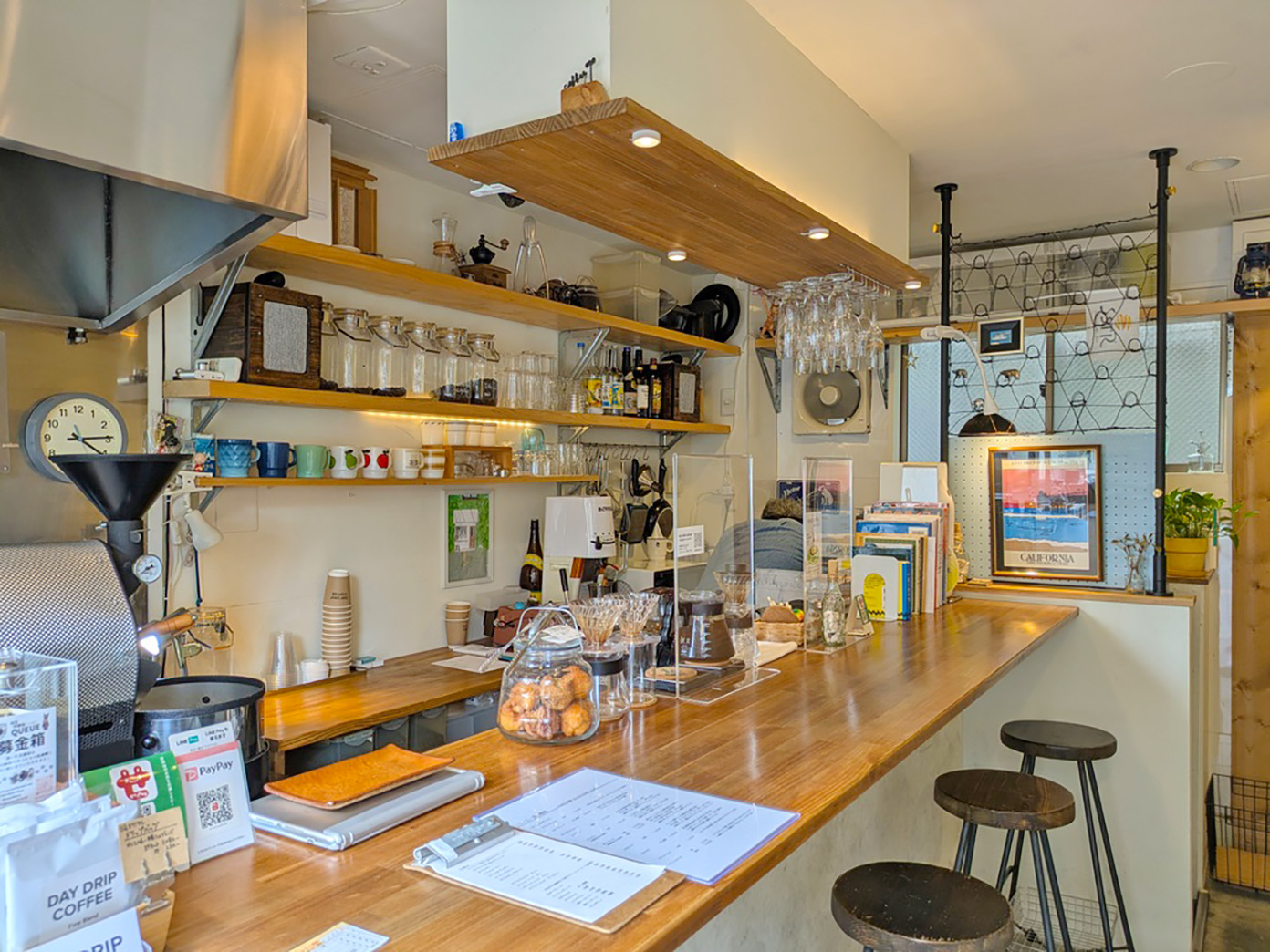 「Day Drip Coffee」の店内