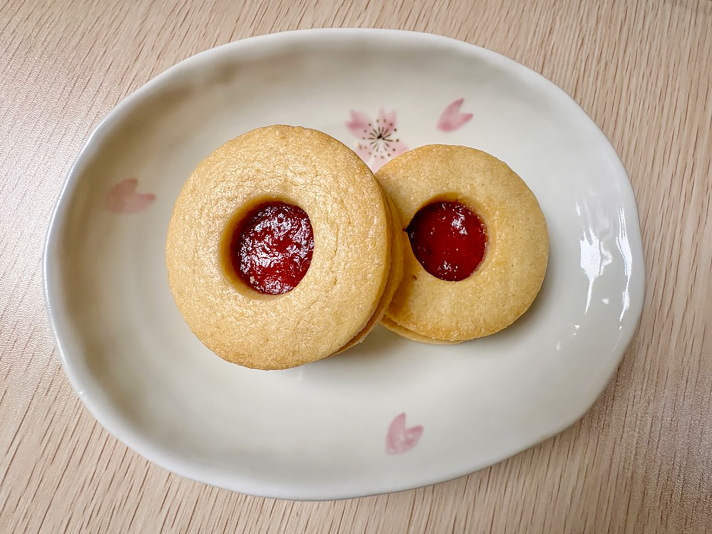 「こなはちゅ～る」のジャムサンドクッキー