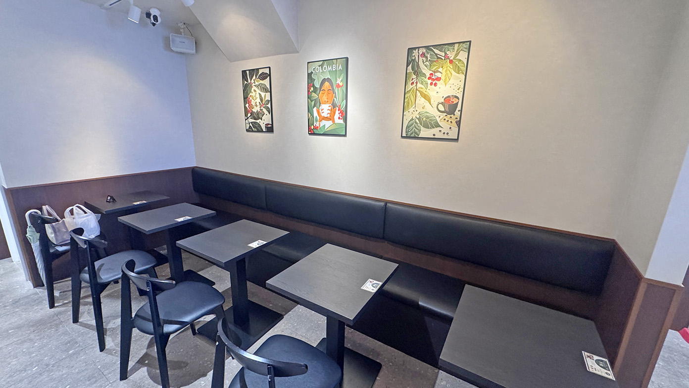「MR.HIPPO COFFEE」の座席