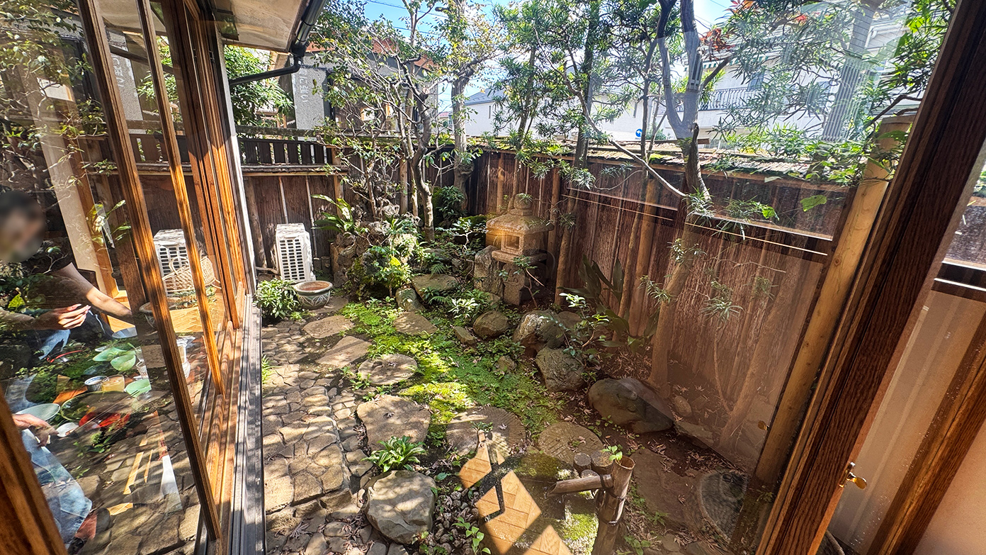 「あたりまえ食堂」庭園