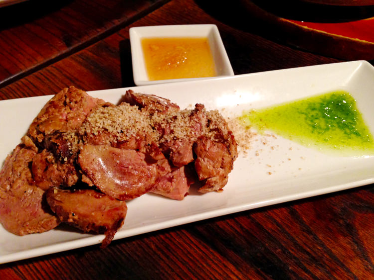東京コケコッコ本舗の鳥の白レバ焼き