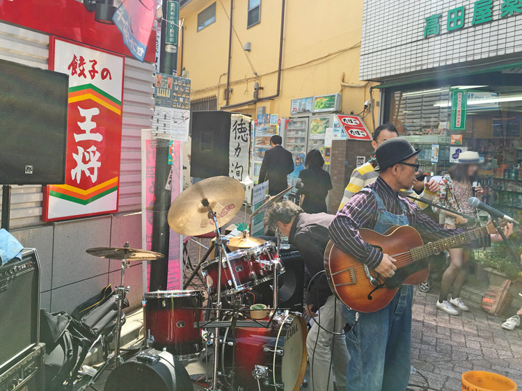 band02