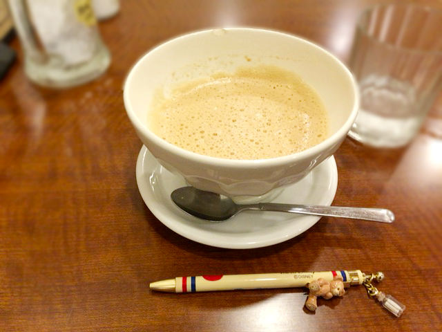 イナズマ カフェ (INAZUMA CAFE)カフェラテ2
