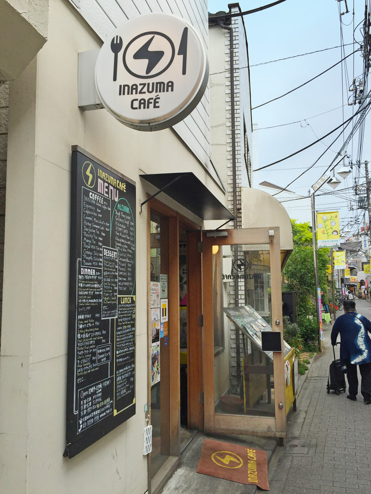 イナズマ カフェ (INAZUMA CAFE)店頭