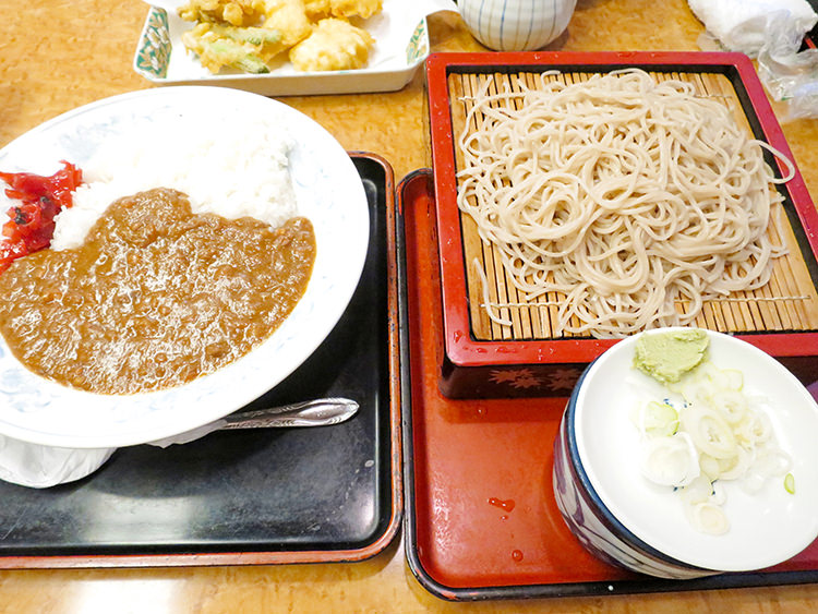 荻窪 長寿庵のカレーセット
