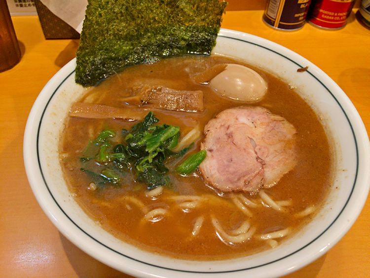 文蔵のラーメン 650円 +味付け玉子100円