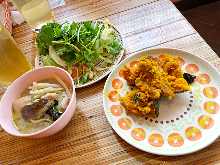 三鷹 カオマンガイバザールの食べ放題