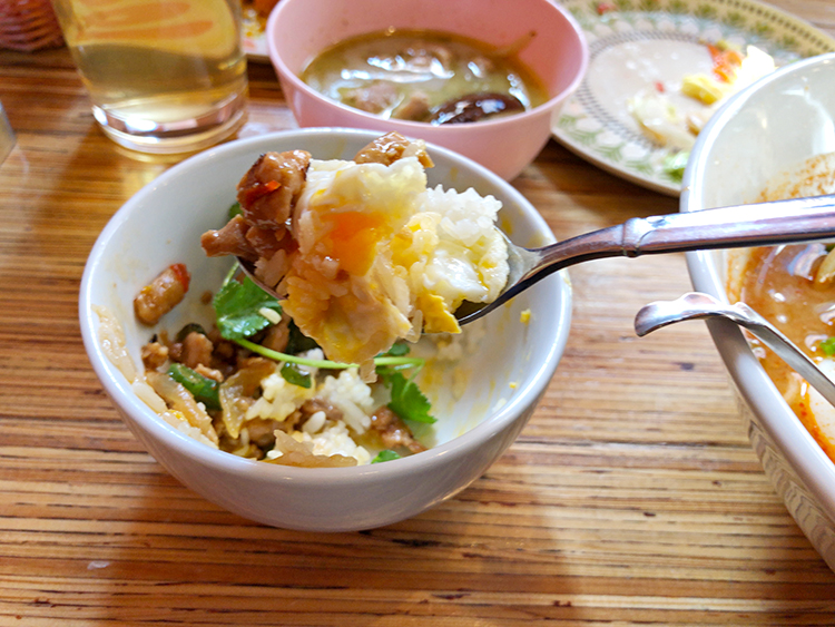 三鷹 カオマンガイバザールのランチ
