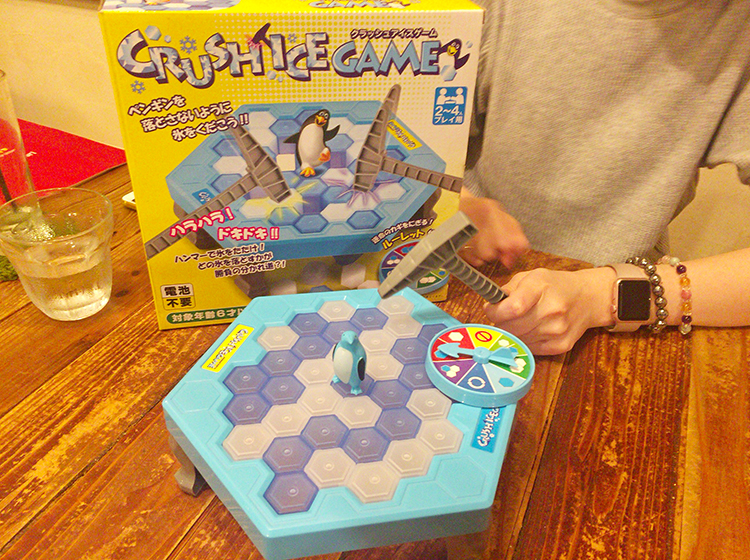 ボードゲーム&ダイニングバーkurumariのクラッシュアイスゲーム