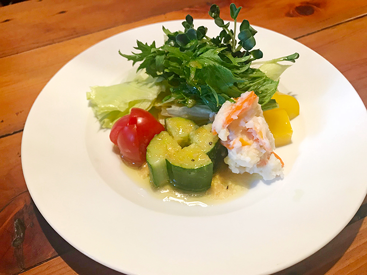 ビストロさてのサラダ