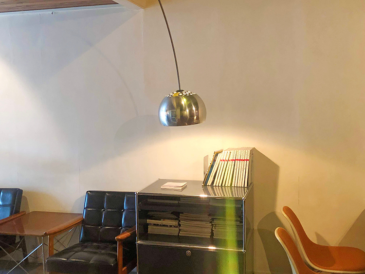 Mugsの店内