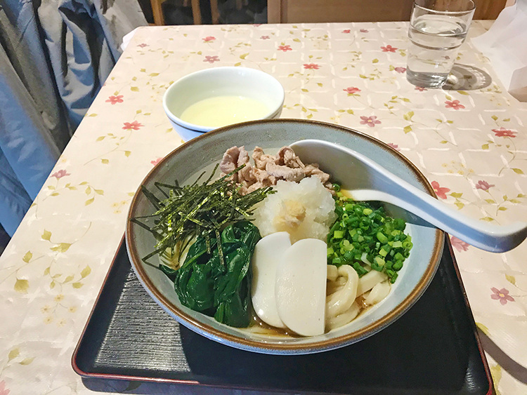手打ちうどん「恵(けい)」の冷たいうどん
