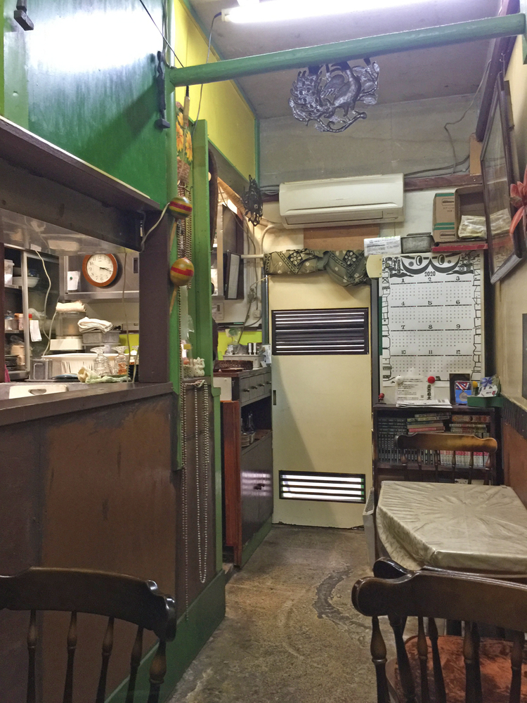 カフェ・ハイチの店内