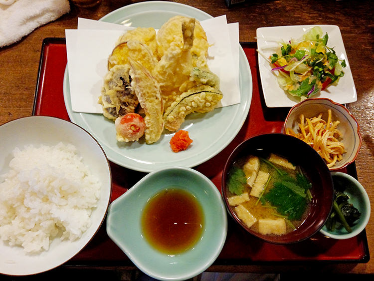  ふぐ舗にしぶちの天ぷら定食