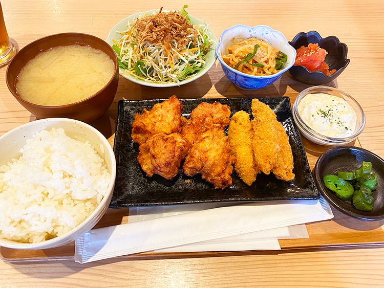 ヨド裏の定食屋さん はらぺこじろうの唐揚げ定食