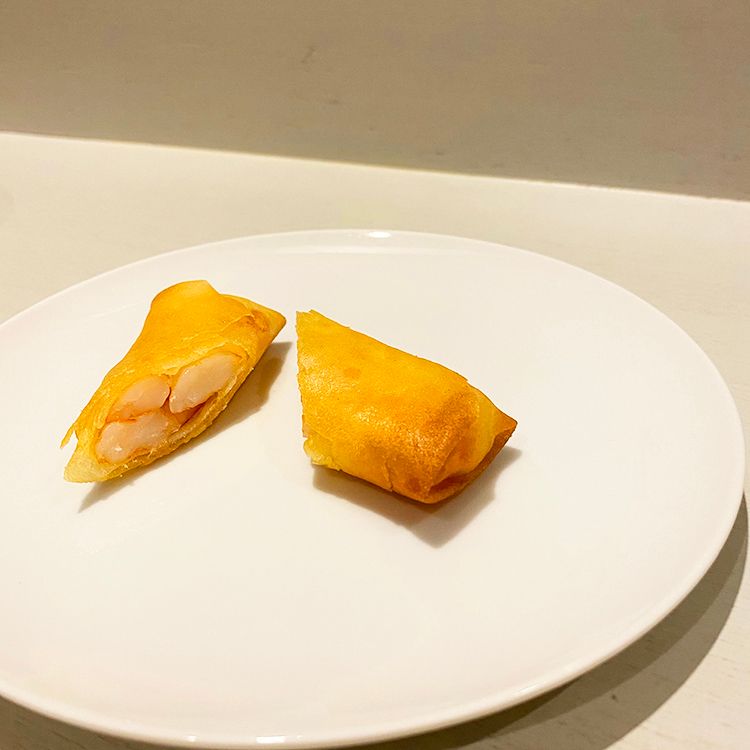 湯気のエビ春巻