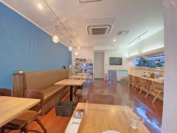 蕎麦と林檎と 店内