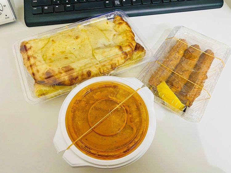 Baby Chickenの・チーズナン ・バターチキンカレー ・シークケバブ（3ｐ）
