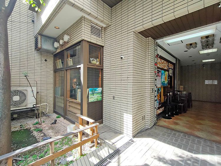 西荻カリー ろんぐとーんの外観