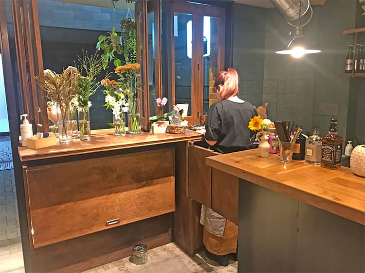 coneluの店内