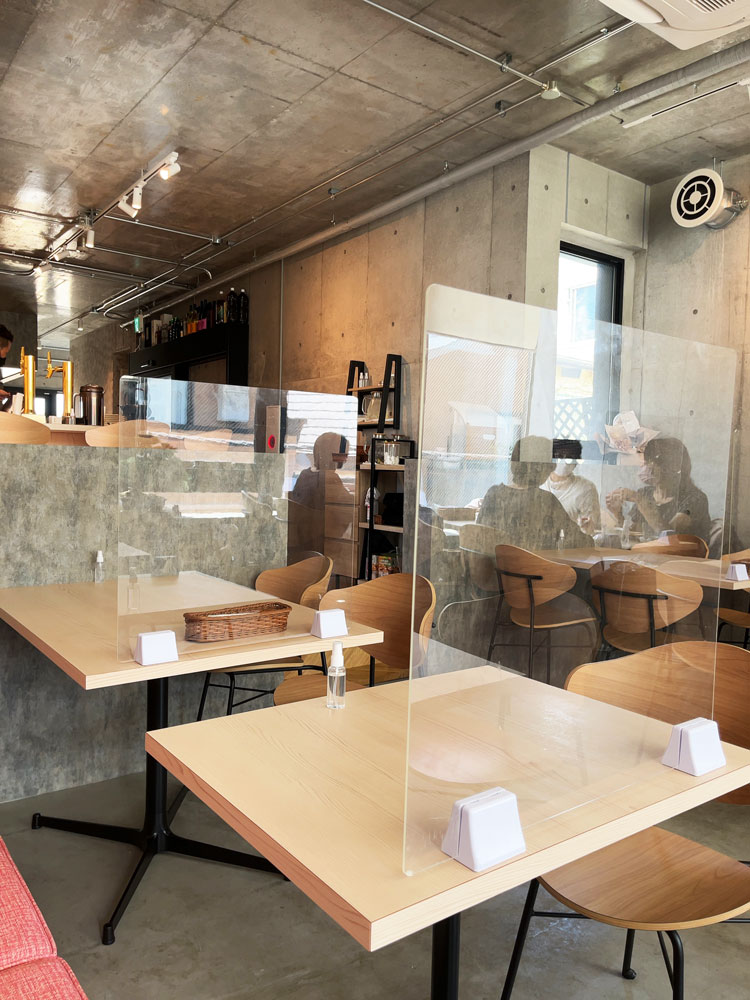 「SHAFT」の店内