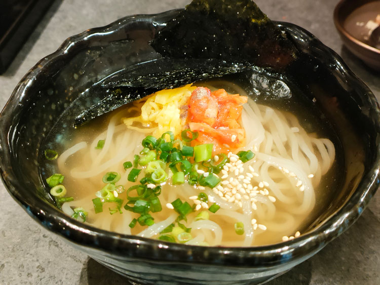 「焼肉バズーカＦ 東中野駅前店」の冷麺