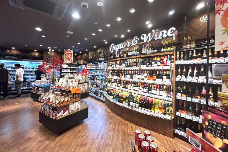 ライフ吉祥寺駅前店のリカー&ワインコーナー