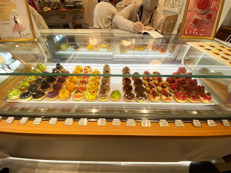 「tartotte(タルトッテ)吉祥寺マルイ店」のショーケース