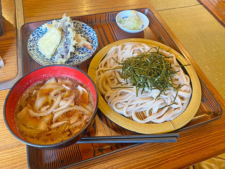 手打ちうどん鷹の天ざる肉汁うどん