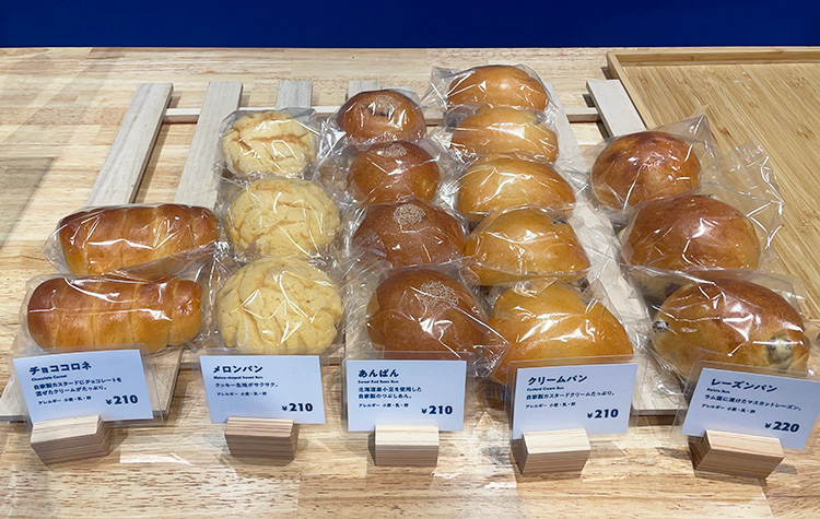 「PANSUKI」のショーケース