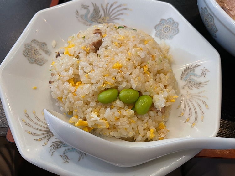 「龍華」の炒飯