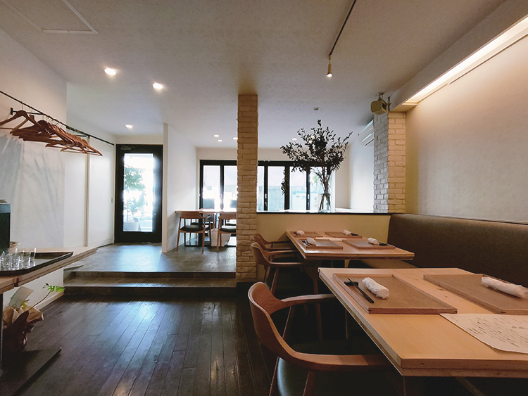 「りんどう」の店内