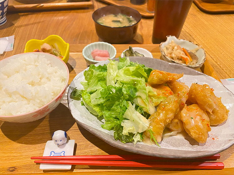 もがめ食堂の海老マヨ定食