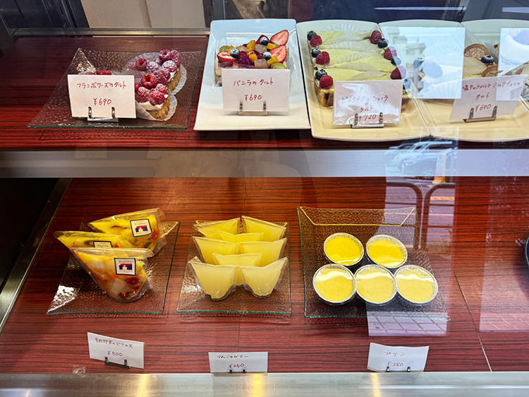「タルト専門店 Anglaise」のショーケース