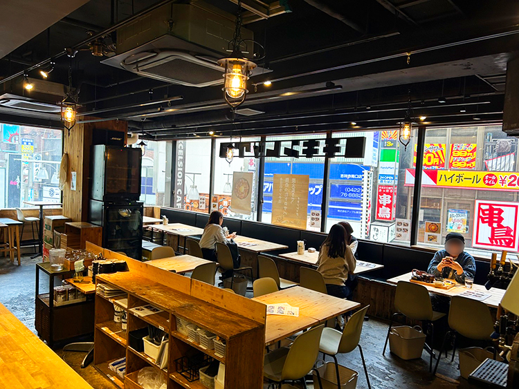 「チキンレッグ 吉祥寺店」店内1