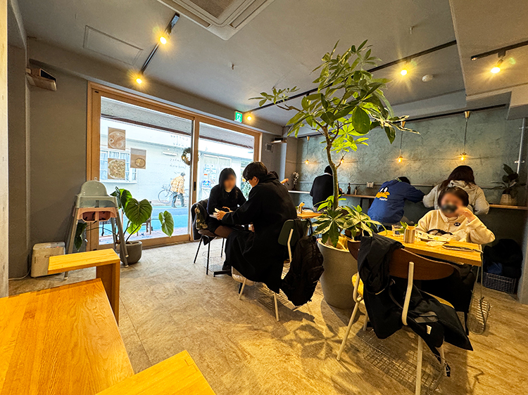Cafe Sadiiq（カフェ サディーク）の店内