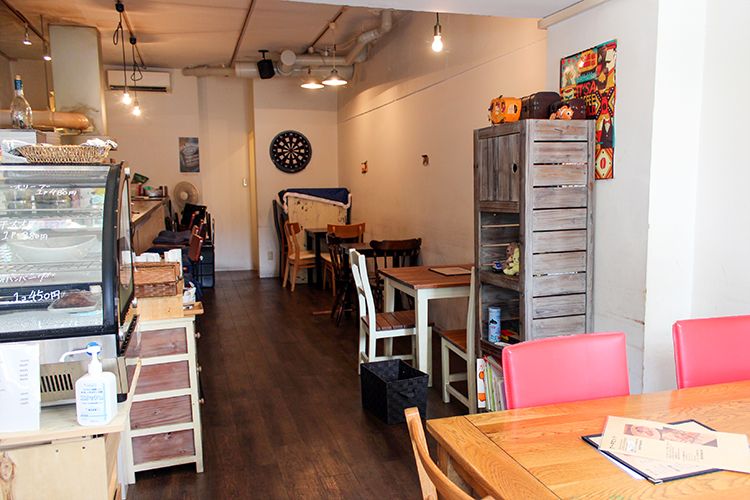 「Café fuet (カフェ フェト)」の店内