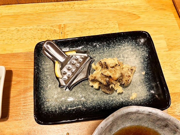 「穴子と酒と五島うどん 時々天ぷら 榛名」マイタケ
