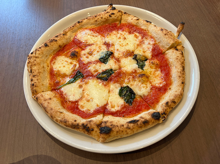 「DACCI mar de italia」のマルゲリータ