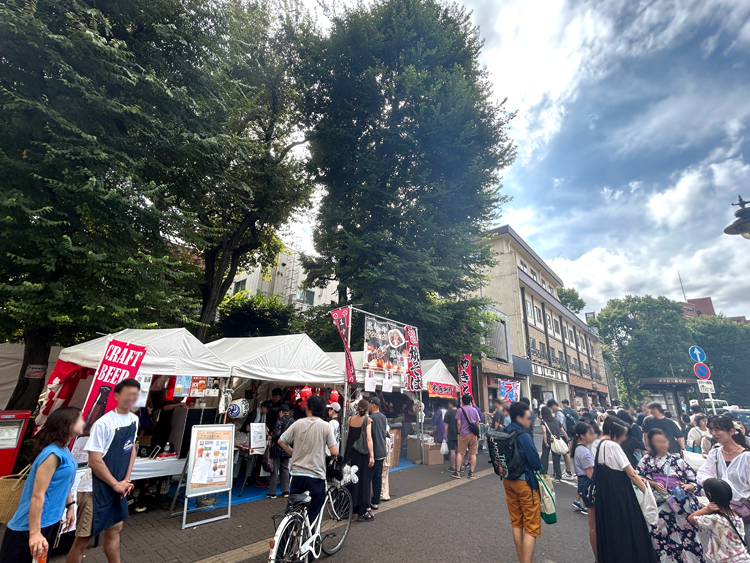 2025年の三鷹駅北口商店街秋祭