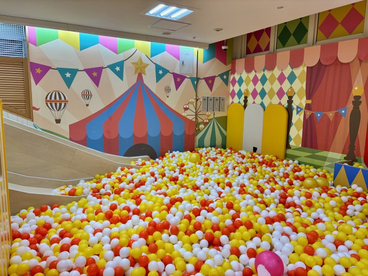 NICOPA&nico ground 吉祥寺店のボールプール