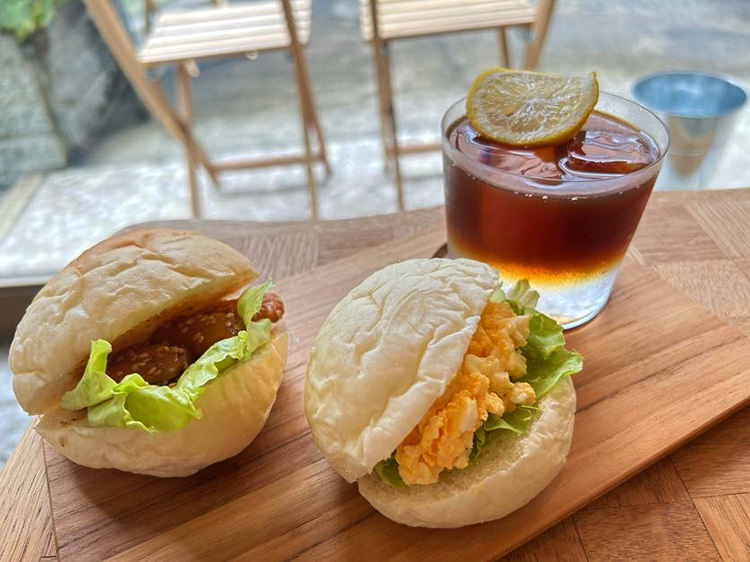「fuu.」のまるぱんサンドとコーヒートニック