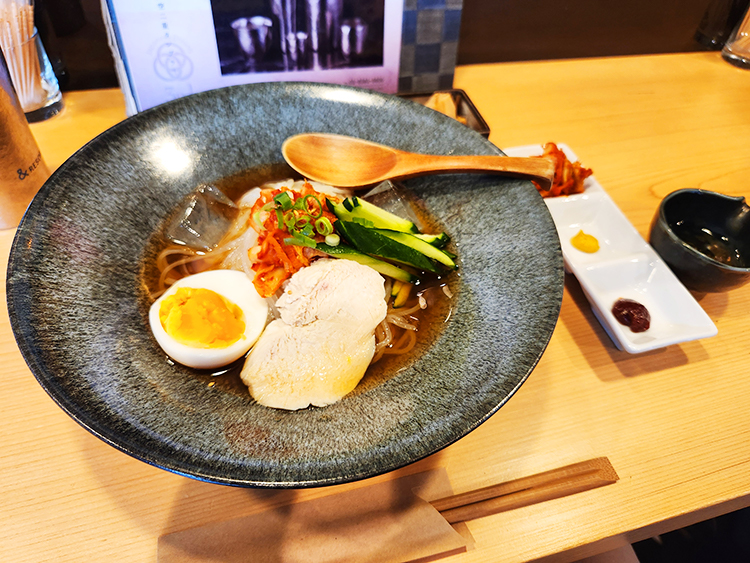 「Japanese dining 3rd」冷麺(並)
