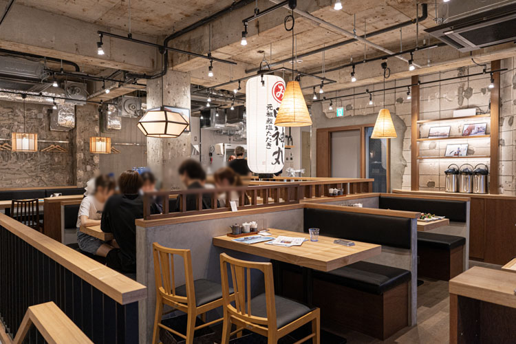 明神丸 吉祥寺店 店内