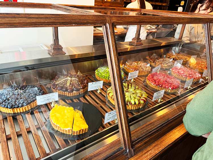 「Princess tart 吉祥寺」ショーケース2