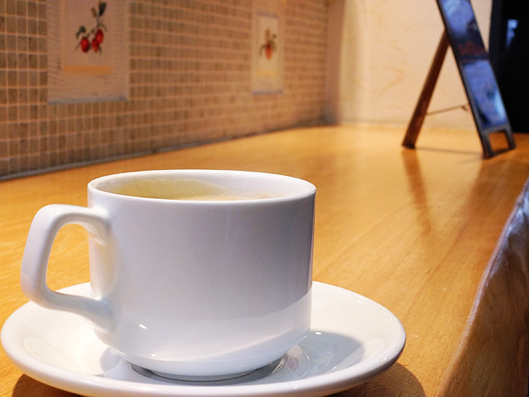 「蕎麦と林檎と」ホットコーヒー