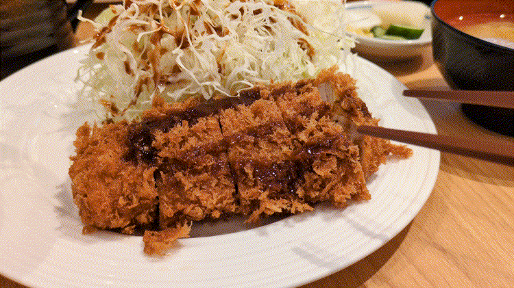 「とん㐂」の特製ロースかつGIF