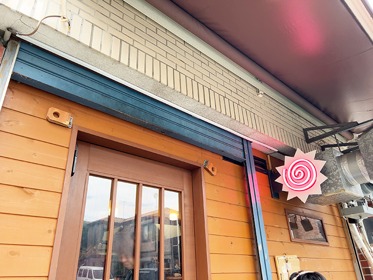「there is ramen」の看板